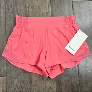 Lululemon NWT Hotty Hot High-Rise Lined Short 2.5" Sakura Pink